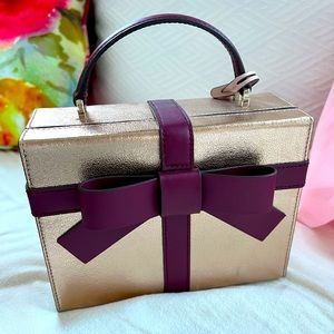 Brand New Kate Spade Wrapping Party purse